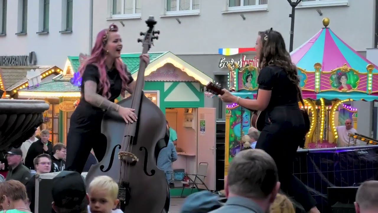 The Silverettes live beim Libori 2024 auf dem Rathausplatz Paderborn