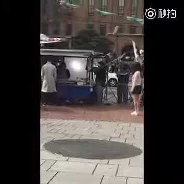 [160308] f(x) Krystal and EXO Lay Spotted Filming 'Unexpected Love' (3)
