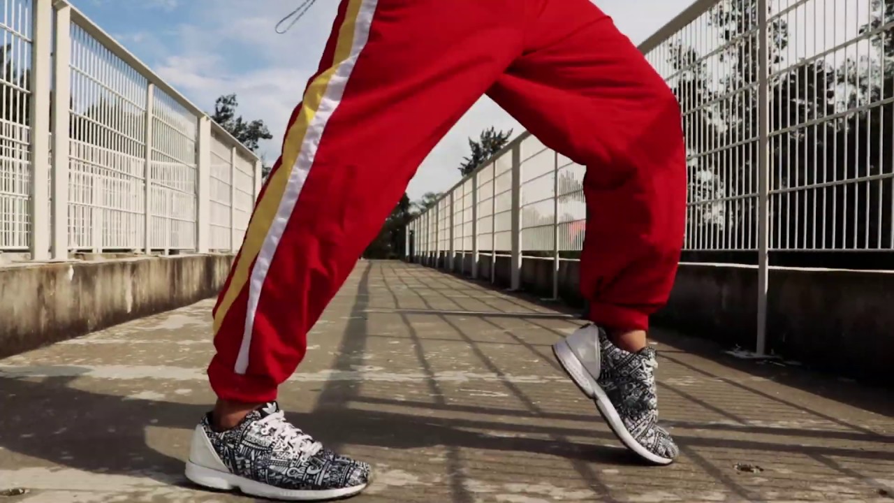 Naked Geometry - ''Chill with You'' // Alex Corzetti