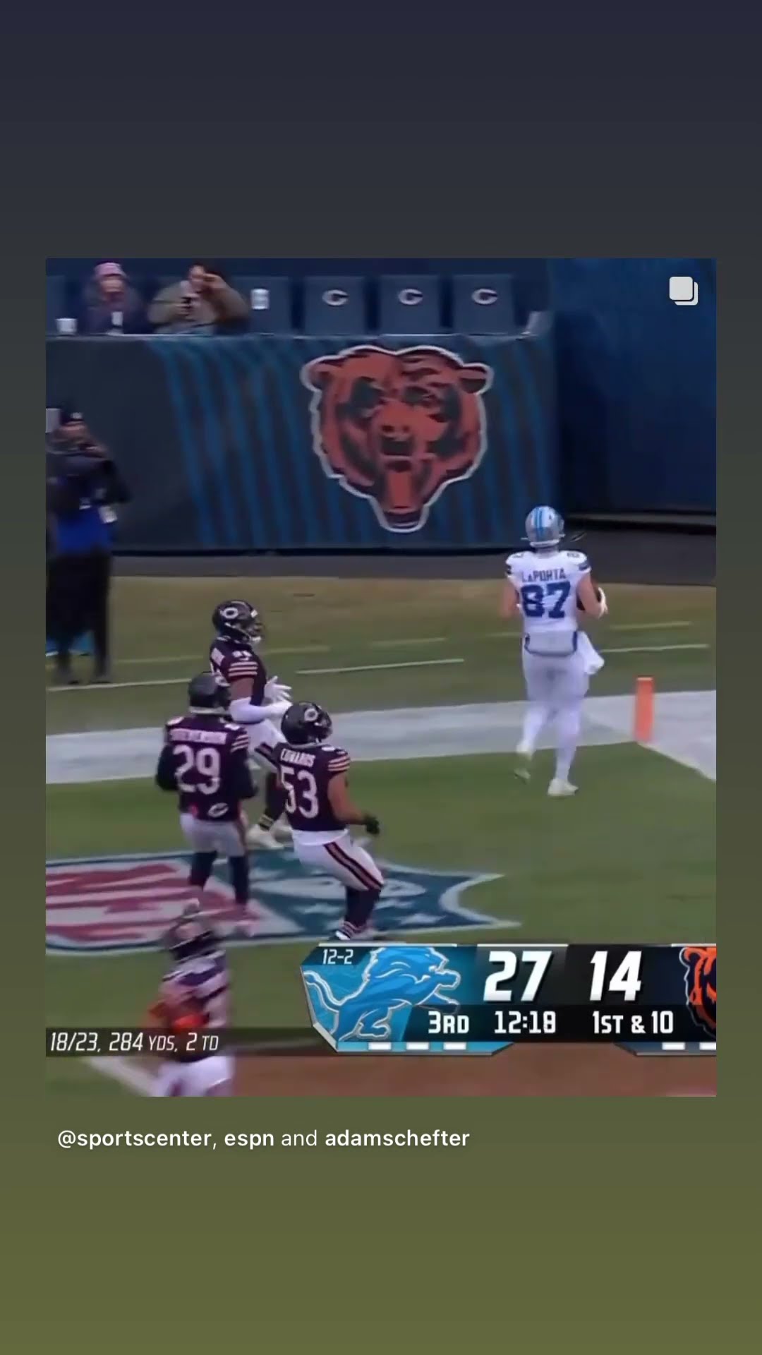He faked the stumble #hoodnews #detroitlions #jaredgoff #samlaporta #chicagobears #omg #how #wow #i