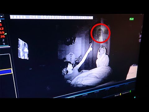 I recorded myself sleeping at my haunted house & caught this on camera.. (REAL GHOST ACTIVITY)