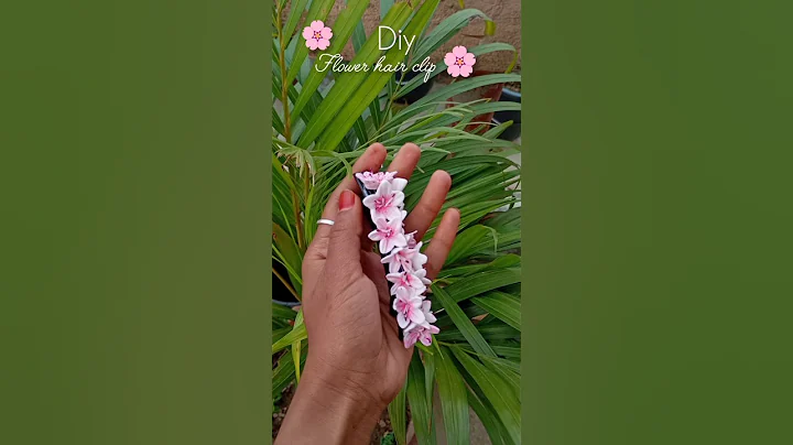 diy flower hair clip #aestheic #diy#clay #clip #hairstyle #craft #shortsfeed #shorts