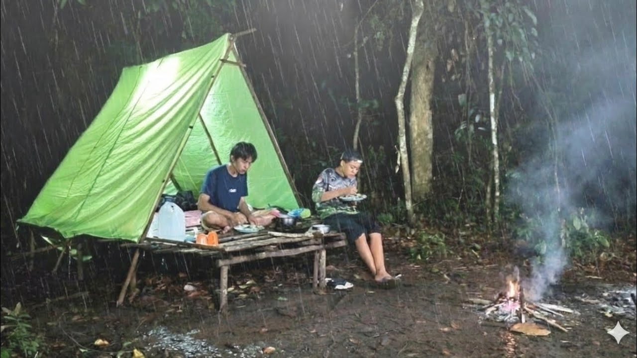 Camping hujan deras dihutan belantara tidur nyenyak sampai pagi - relaxing rain sound
