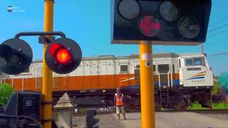 Download Lagu Palang Kereta Api Baru Perlintasan KA Brumbung Demak MP3