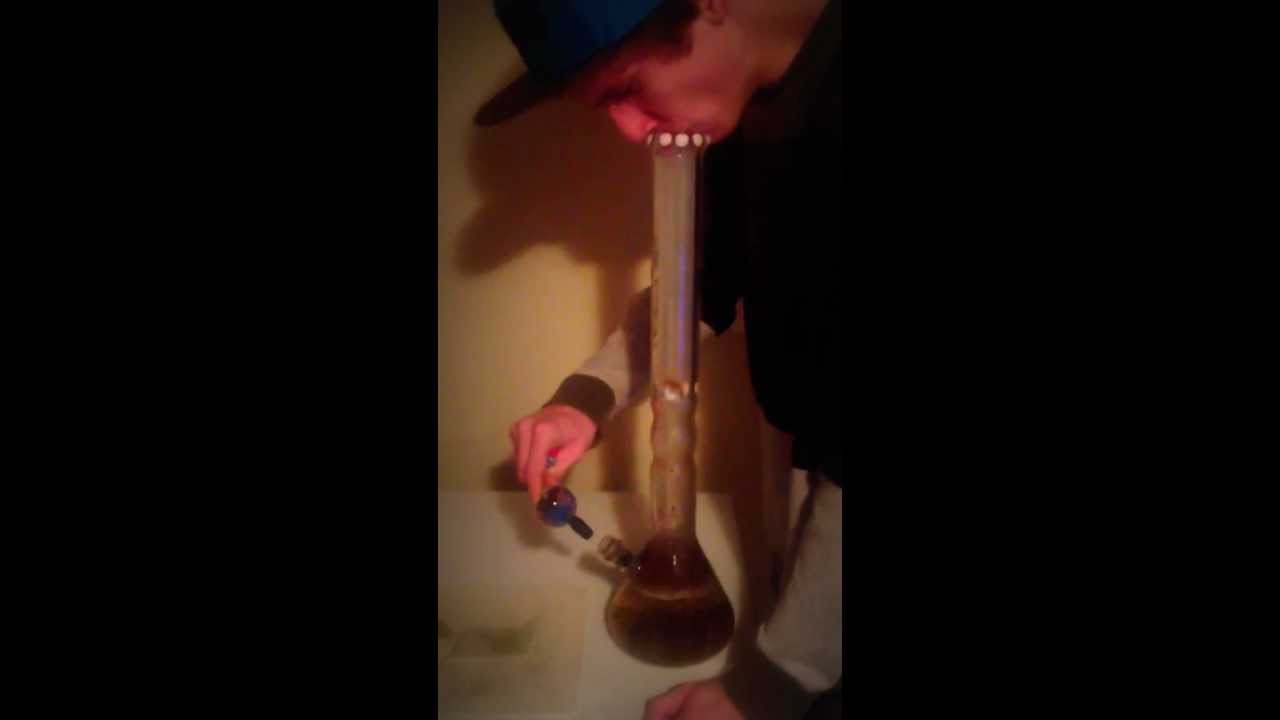 Fat bong hit