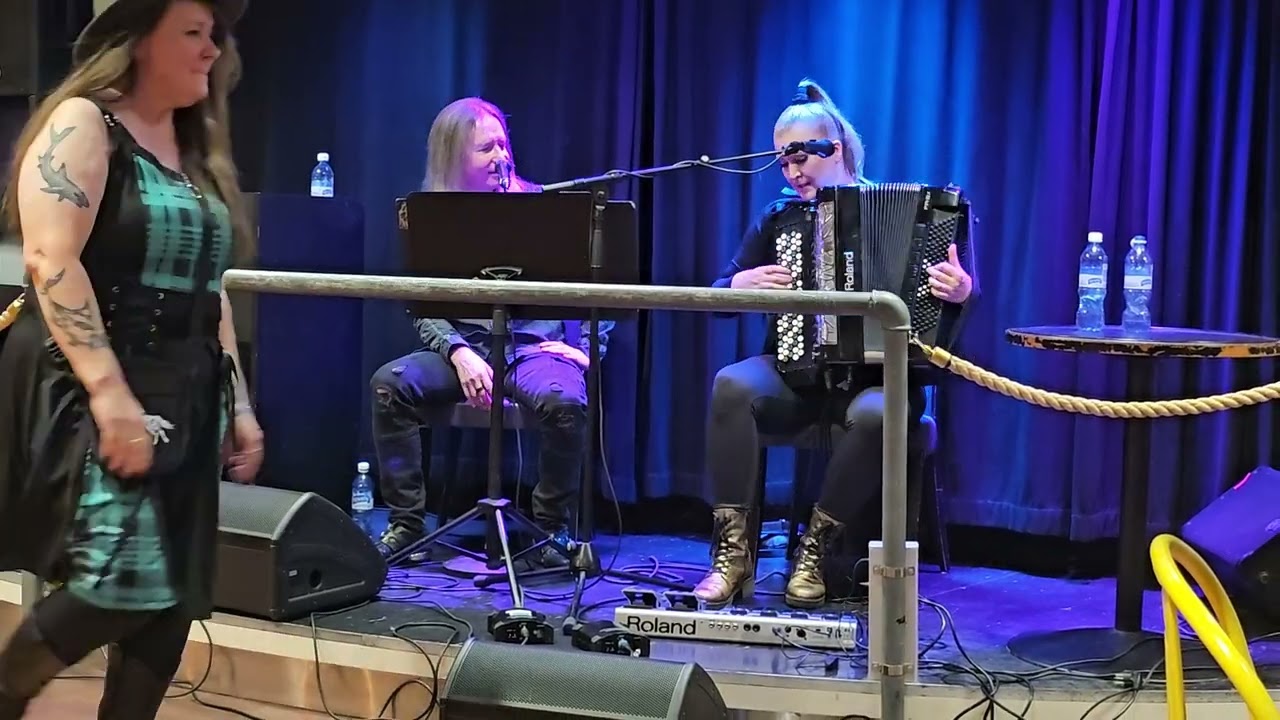 Timo Kotipelto & Netta Skog -Hunting high and Low_Eckerö Line_MS Finlandia_24.09.2025