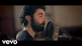 Video-Miniaturansicht von „Tiago Bettencourt - Carta (Acústico)“