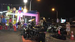 20151122寒國人溫蒂 經貿夜市 離開地球表面 19