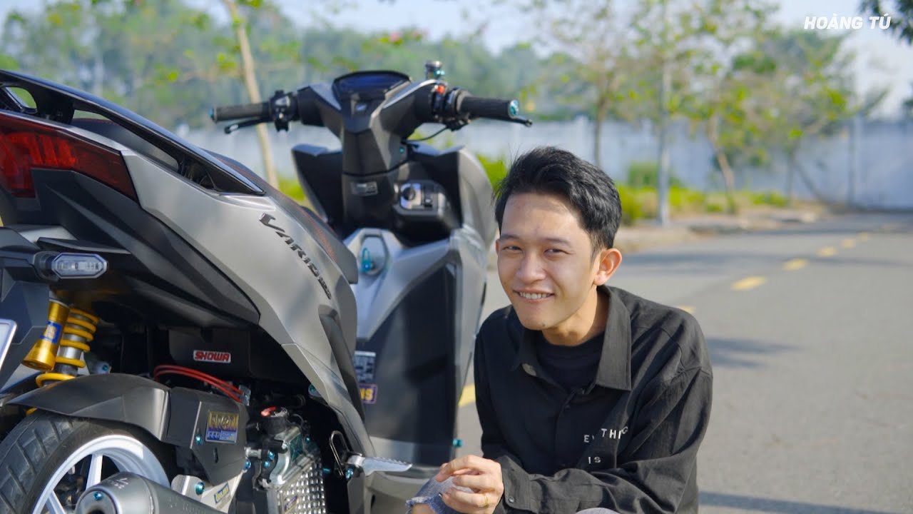 Tới công chuyện với chiếc Honda Vario Bạc Độ