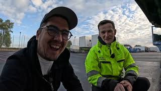 Download Lagu Volvo Trucks – Don't skip these steps! Mastering semi-trailer coupling  – Globetrotter MP3