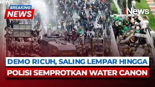 Download Lagu BREAKING NEWS Demo Ricuh, Saling Lempar hingga Polisi Semprotkan Water Canon di Gedung DPR | (25/8) MP3 Download Lagu BREAKING NEWS Demo Ricuh, Saling Lempar hingga Polisi Semprotkan Water Canon di Gedung DPR | (25/8) MP3