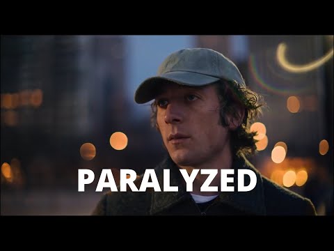 Carmen Berzatto (The Bear) Paralyzed