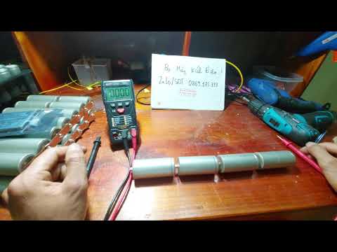 Video: Làm thế nào để bạn nối một pin 6 volt thành 12v?
