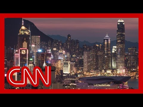 Hong Kong falls into recession after a decade