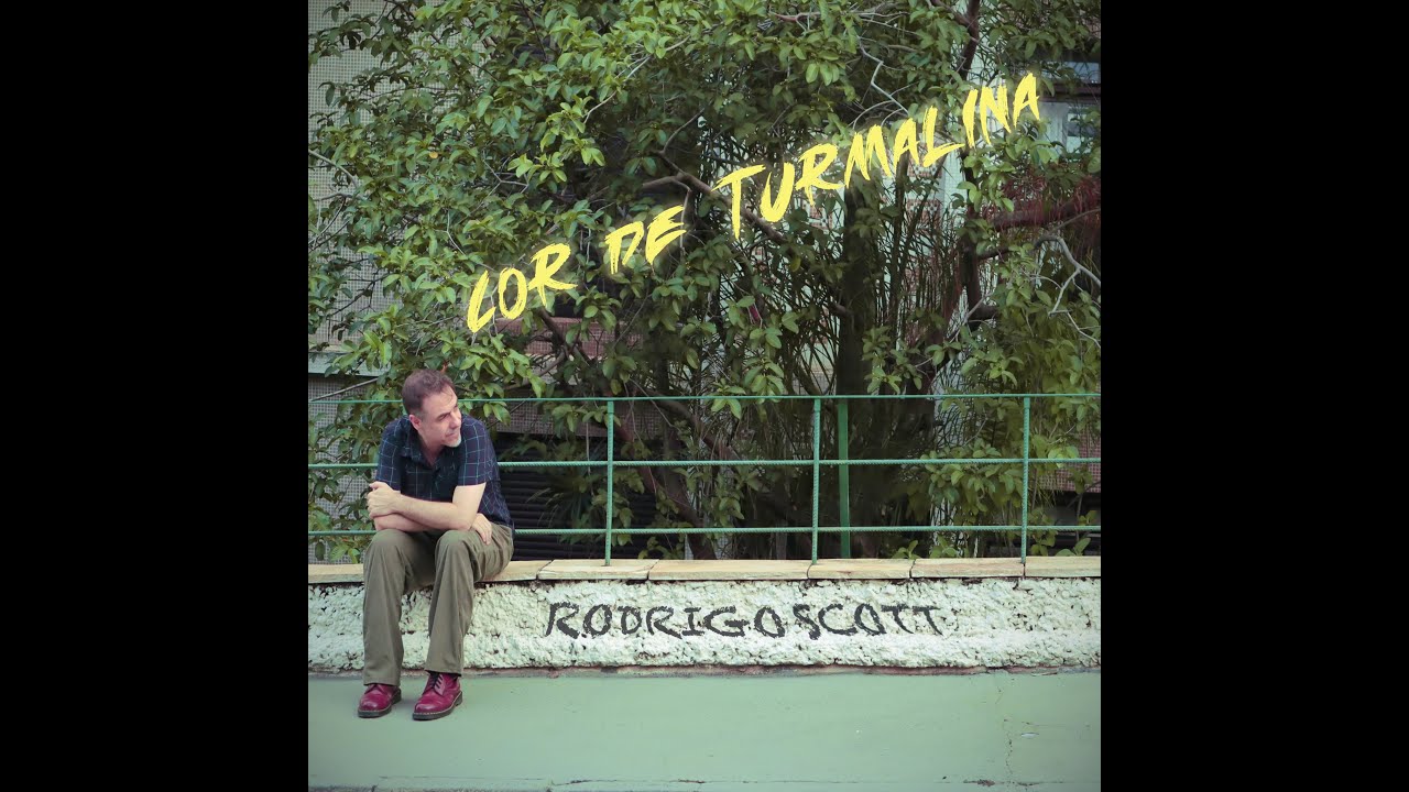 Rodrigo Scott - Cor de Turmalina - Visualizer - YouTube