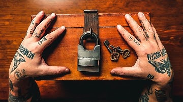 Solving The Impossible INDIAN PADLOCK Puzzle!! (My phone is inside!!)