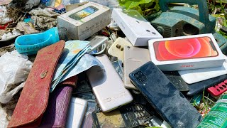 видео: 😱😱Люди бросают сломанные телефоны в мусорку || Восстановить телефон Samsung из корзины картинка: 😱😱Люди бросают сломанные телефоны в мусорку || Восстановить телефон Samsung из корзины