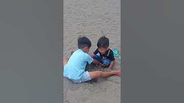 PANTAI SUWUK!!kaka main dipantai suwuk kebumen#trending #viral #pantai #kebumen