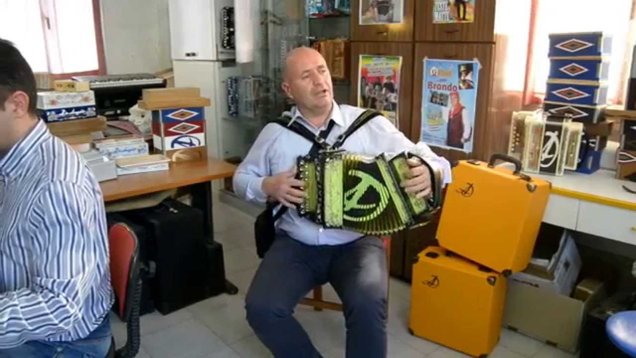 Serenata Aviglianese - Gruppo BiFolk (brano tradizionale)