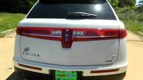 2013 Lincoln MKT - Paris TX