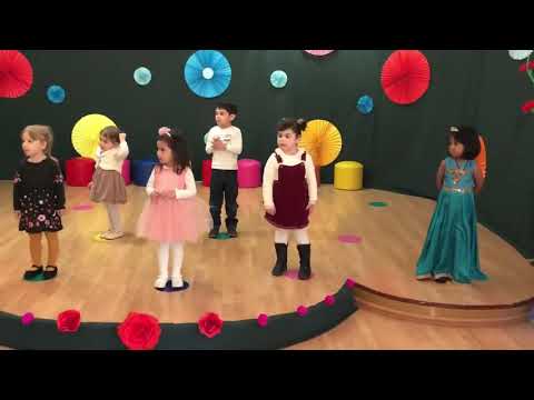 ,,იმიტომ რომ დედიკოს გაზაფხულის დღე არის