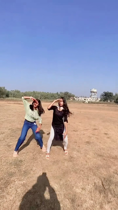 Lalthana dekheidela 🌸🌿#trendingshorts #viralvideo #dance #shortsdance #shikshya @IamShikshya