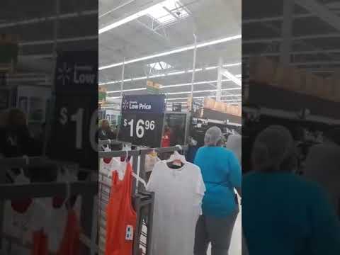 Clientes cantan alabanzas en supermercado de Estados Unidos