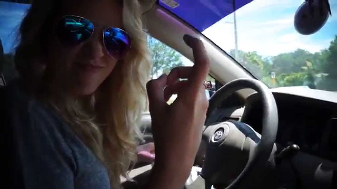 Is this a vlog? This is illegal.