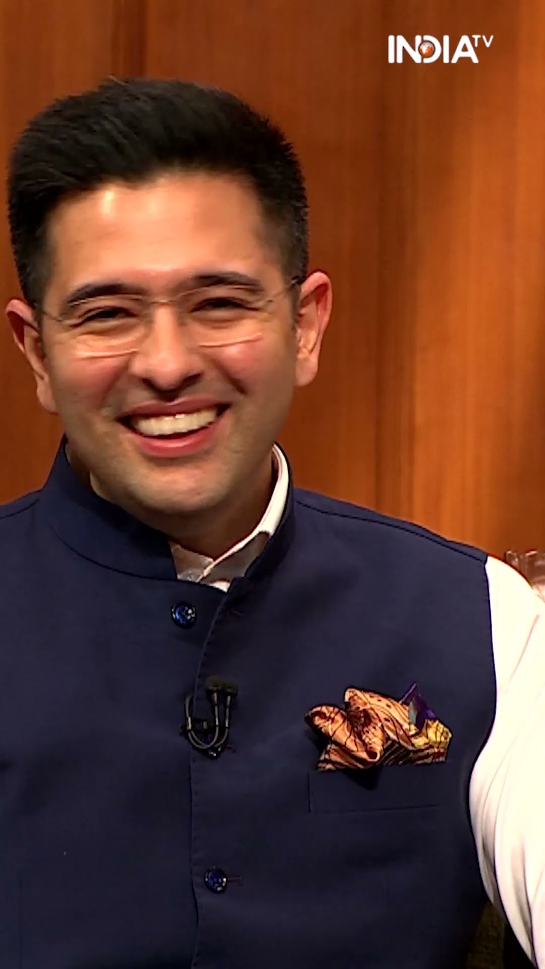 #rajatsharma के सामने #raghavchadha ने सुनाई #rahulgandhi के लिए शायरी #aapkiadalat