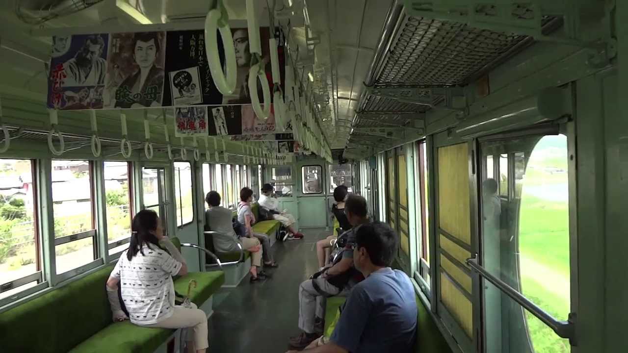 ことでん】大正15年生まれ87歳のレトロ電車！琴電300号 車内の風景と