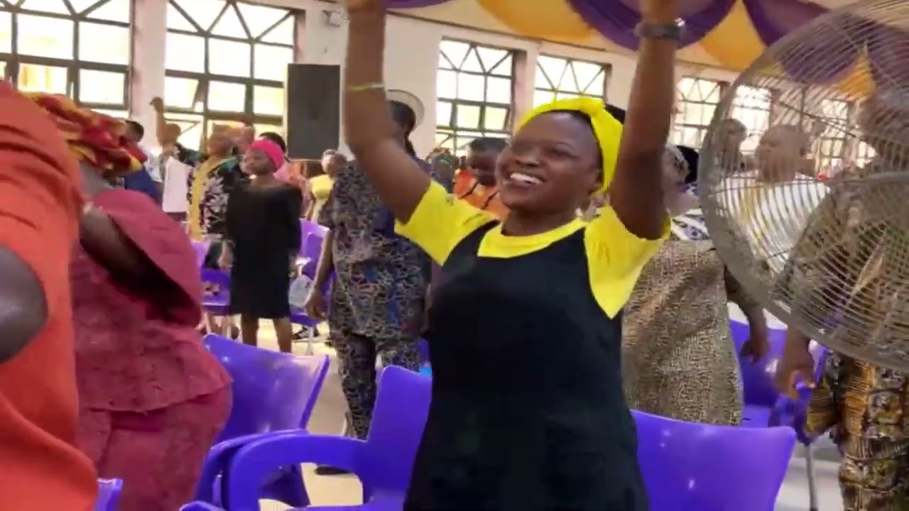 DEALING WITH STORM AND CHALLENGES IN MARRIAGE