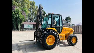 JCB 926 4WD ROUGH TERRIAN FORKLIFT C/W 2 STAGE MAST & PALLET TINES