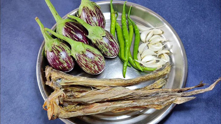 बोंबिल बैंगन को बिल्कुल नये मसाले नये अंदाज के साथ बनाकर देखिये 2 रोटी जादा ही खाओगे | Bombil Masala thumbnail