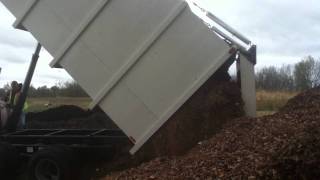 Municipal Leaves Delivery to Root Down Energy Farm