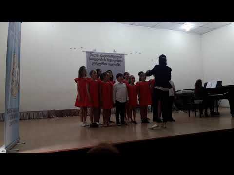 ლელიანის სამუსიკო სკოლის გუნდი ხელ.დიანა ხარაზიშვილი were up in the morning