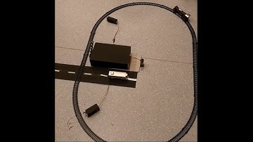 Automated Railway Gate System by Using #PIC16F877A