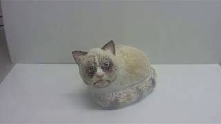 DIY: ho to make a grumpy cat, paper mache sculpture