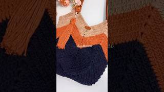 CLICA NO LINK ACIMA E CRIE A SUA BOLSA DE CROCHÊ NA COR QUE GOSTAR #crochet #croche #arte #bolsas