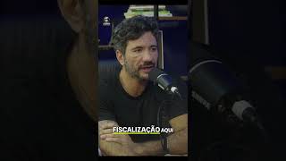 Será que todo influenciador deveria ter diploma?
