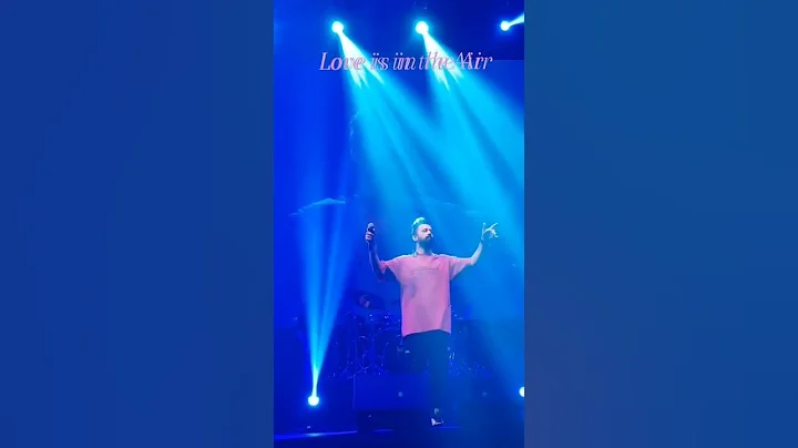 Atif Aslam singing Pehli Nazar Mein live at Dubai World Trade Center | 5 May 2022 #shorts