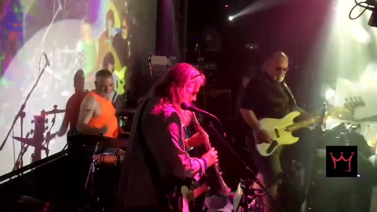 Paradise 9 "Into The Ether" ~ Live at the New Avalon Ballroom Weekender 2024 bekijken op YouTube Paradise 9 "Into The Ether" ~ Live at the New Avalon Ballroom Weekender 2024 bekijken op YouTube