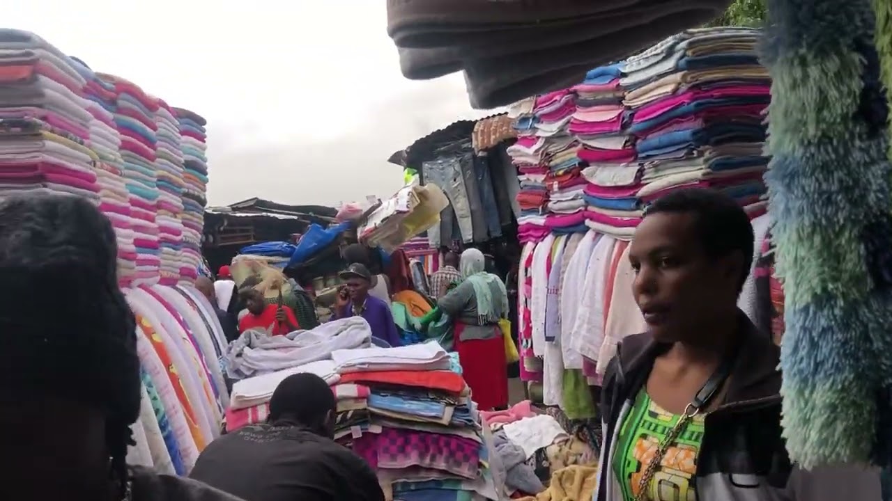 Fashion Series:But this time around it’s carpets,Duvets and curtains + Gikomba brokers are a menace😅