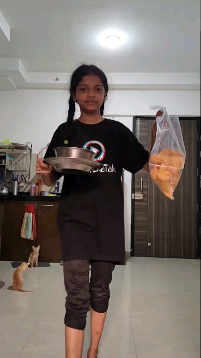 Chai Khari 😊 #mariakhan #shorts @sadimkhan03