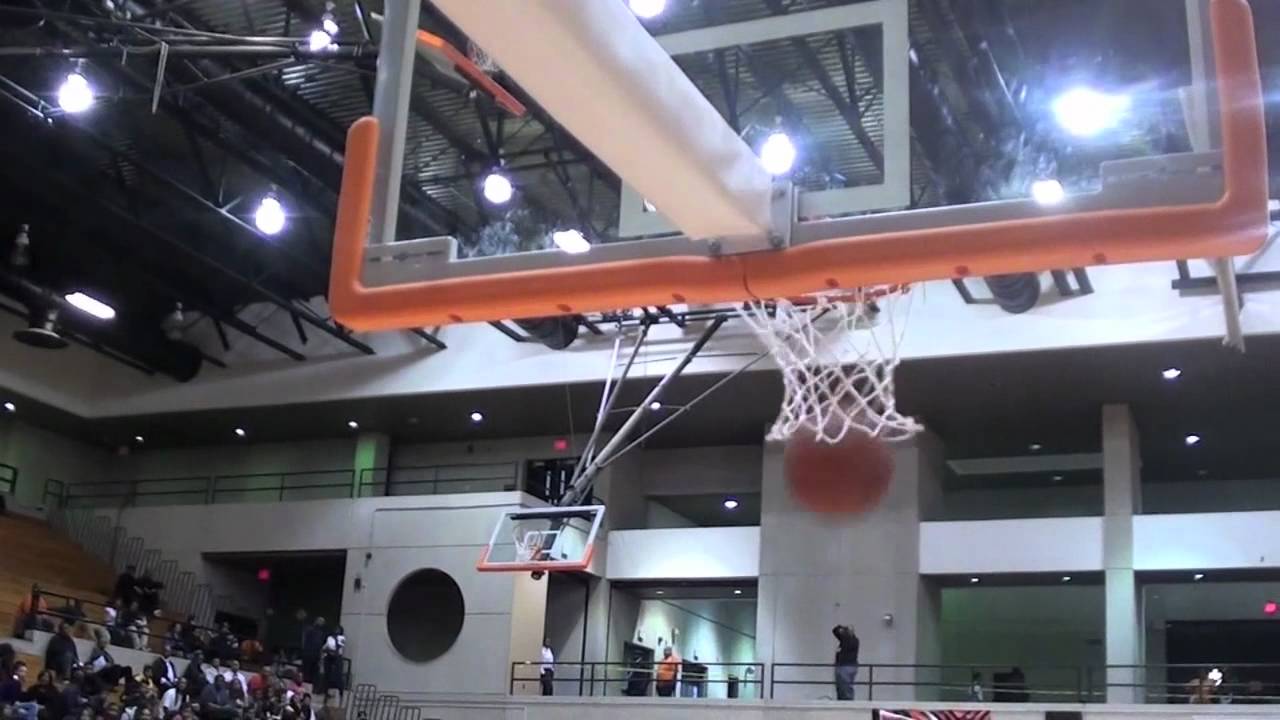 Coolidge defeats wilson in DCIAA semifinal 2/23/2012