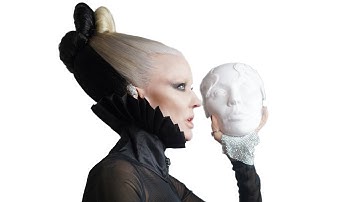 Daphne Guinness - 2B Or Not 2B (Official Video)