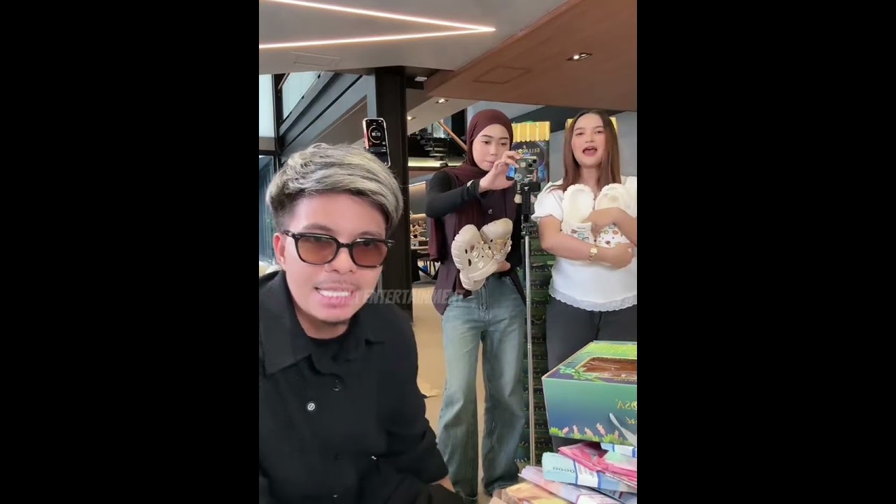 🔴HEBOH✅AWAL MULANYA CUMA BANTUIN MAMA NUR JUALAN, ATTA HALILINTAR MALAH KETAGIHAN INI