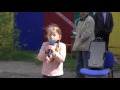 Аня Краснова, 7 лет, "Стоит средь лесов деревенька"
