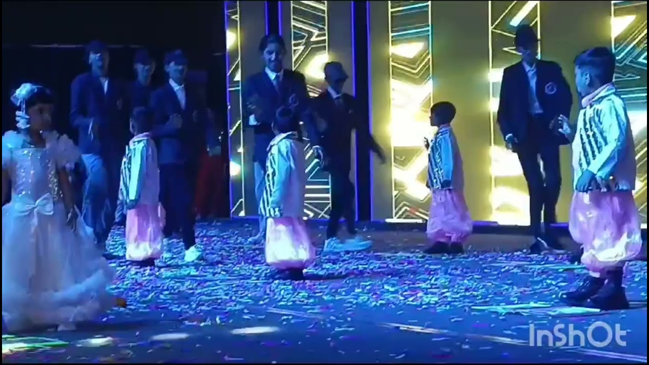 నా కొడుకు స్కూల్ అనుల్ ఫంక్షన్ డాన్స్ నాచుతే లైక్,షేర్&సబ్స్క్రయిబ్ చేయండి 