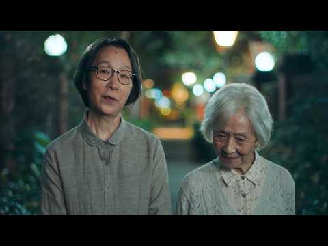 65歲女兒確診阿爾茨海默病，85歲的老母親重新拿起了圍裙：這一世，媽媽再陪你長大一次！