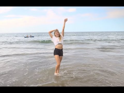 Eugenie Bouchard explores Waiheke Island